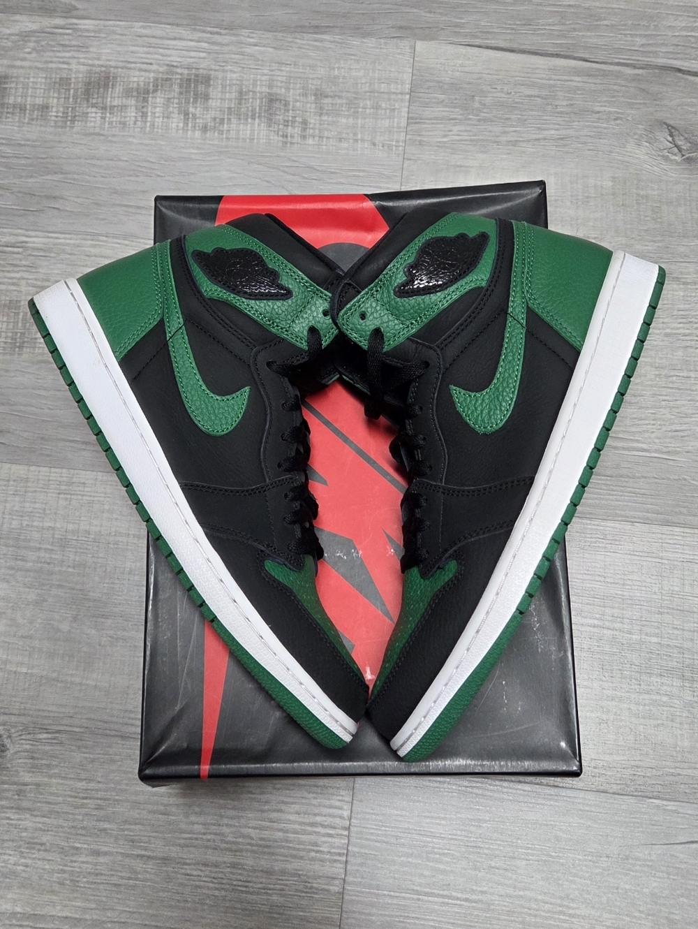 Jordan 1 Pine Green Black